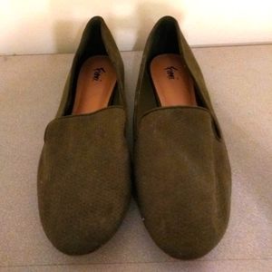 Fioni Olive Green Loafers/Flats
